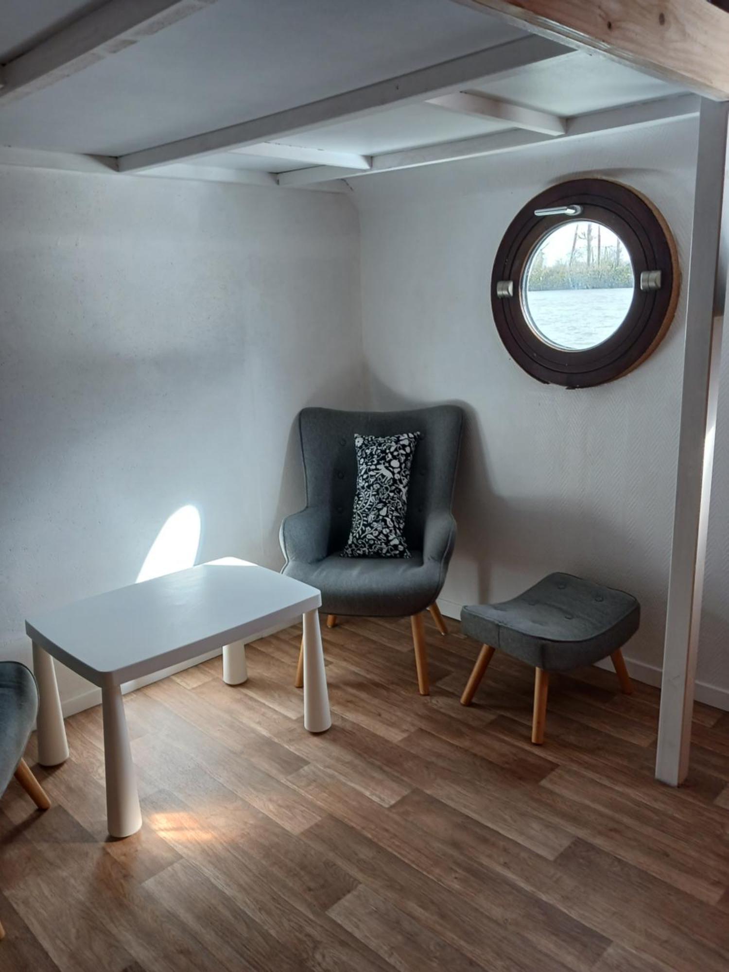 Chambre Sur L'Eau - Peniche La Diva Conflans-Sainte-Honorine Eksteriør billede